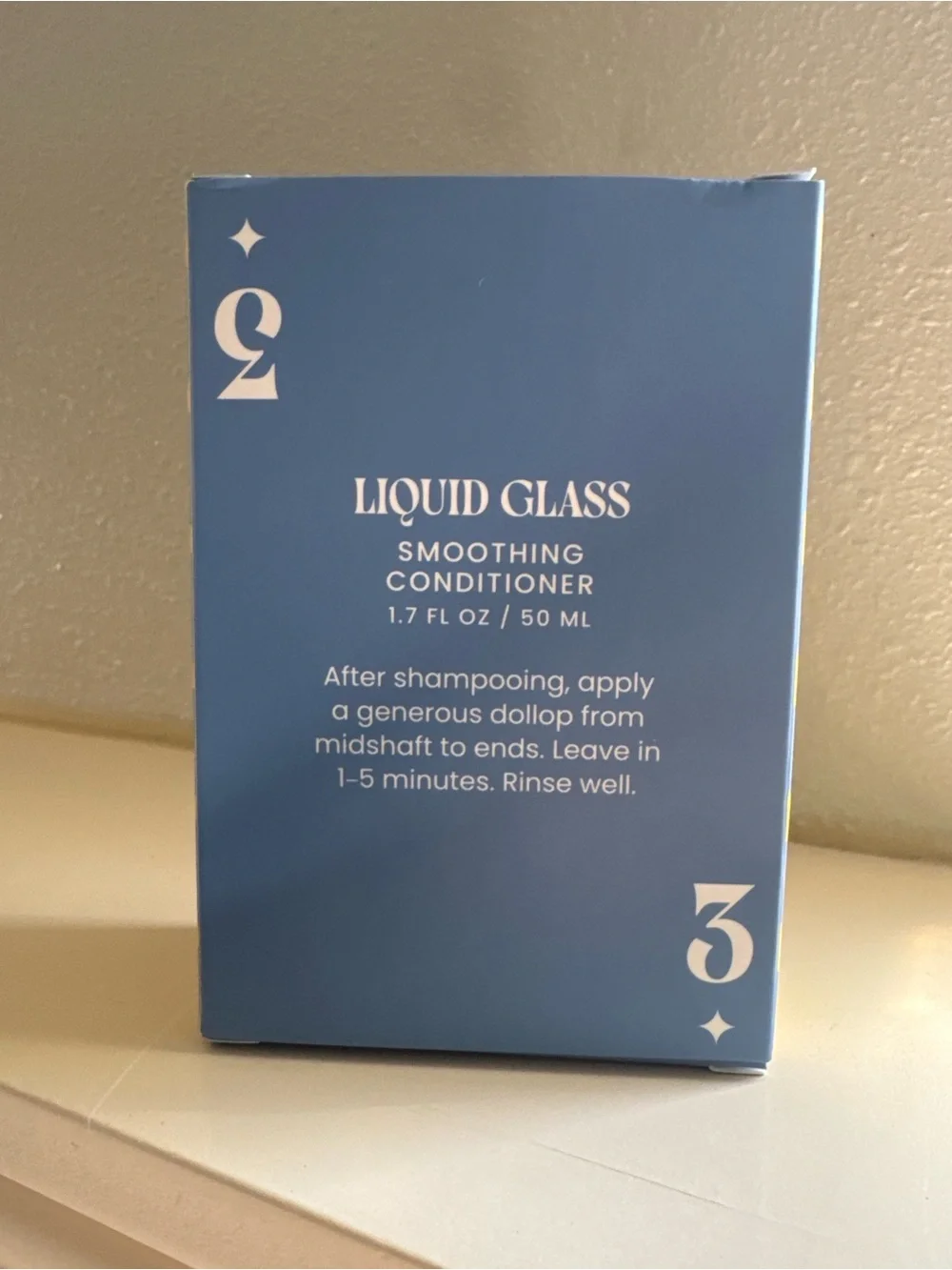 Drybar Liquid Glass Smoothing Conditioner - Light Blue and White